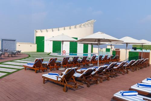 Cassells Al Barsha Hotel by IGH - main image