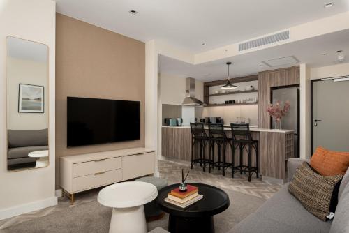 Foreshore Place 1206 - image 6