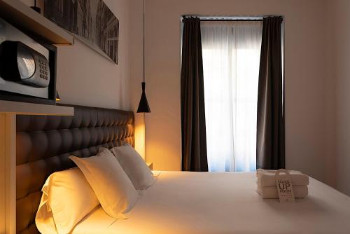 Woohoo Rooms Chueca - image 6