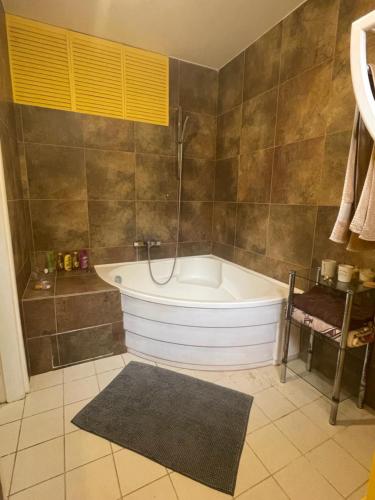 Villa d'architecte havre de paix in Kourou