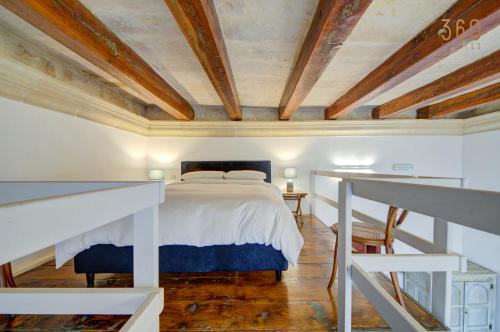 Unique seafront Loft overlooking Valletta's views by 360 Estates, Valletta (photo 7)