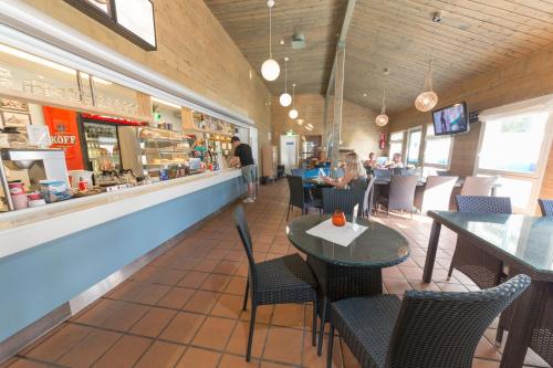 Restaurant, Yyteri Camping Cottages in Pori