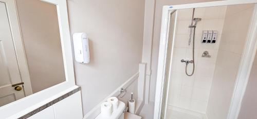 Russel House - 4 Bedroom - The Royal Mile, Edinburgh (photo 8)