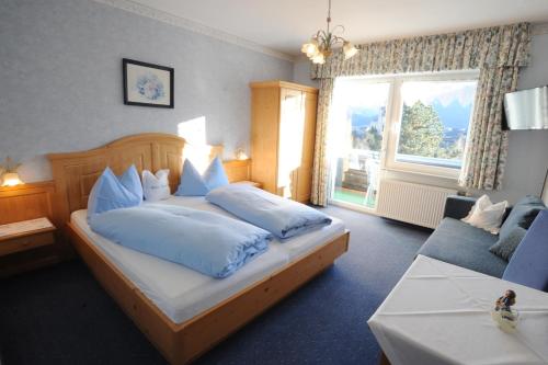 Double Room with Mountain View