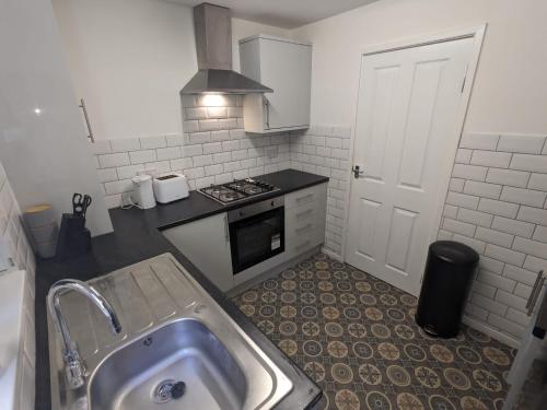 Kitchen, K Suites - Harrogate Terrace 2 in Bolton and Undercliffe