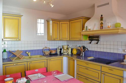 Two-Bedroom House image 1
