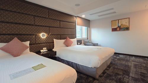 Deluxe Triple Room room in Hub Hotel-Zhongshan