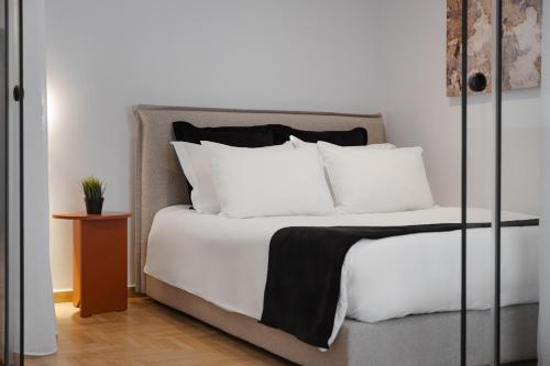 Acropolis Classy Apartments - image 10