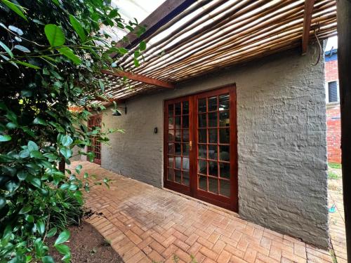 A szálláshely kívülről, Serenity Guest Village in Dassierand