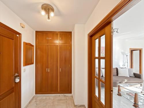 One-Bedroom Apartment image 10