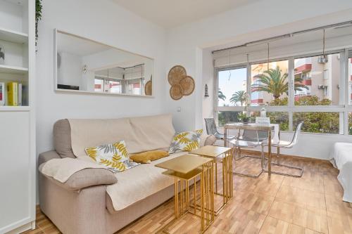 Superior One-Bedroom Apartment