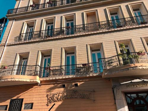 . Hotel D'orient