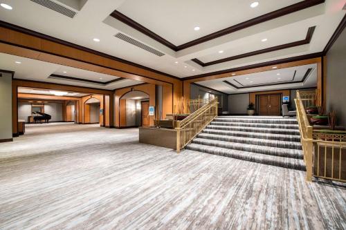 Hilton Atlanta - image 6