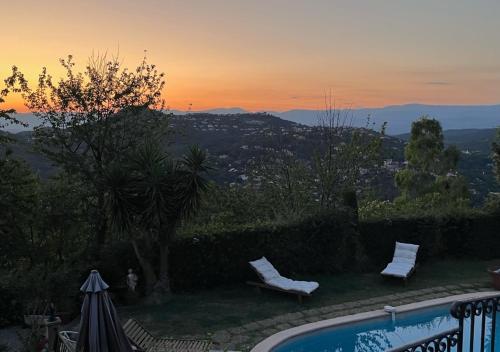 View, Villa independante dans un domaine prive 25 minutes de Cannes in Parc Residentiel de l'Esterel