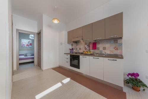 BluSide Home & Suite - image 3