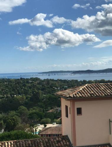 Les Restanques Duplex 4 pers Les Magnolias Magnifique vue mer