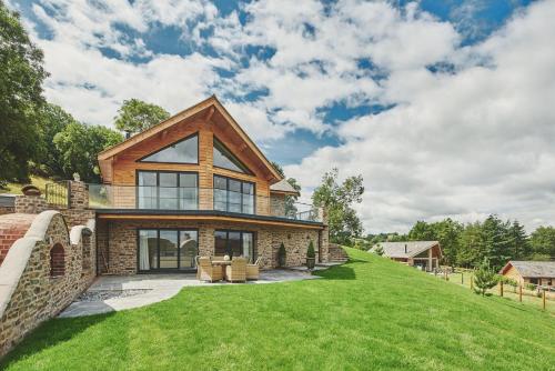 Upper Tumble Cottage – khách sạn tại Montgomery