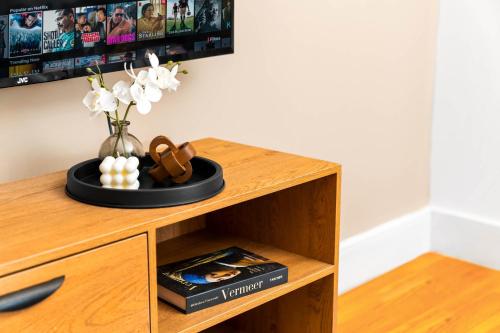 Central Apartment - Chinatown - Private Balcony - Secure Parking - Netflix - Wifi - 14A, Birmingham (fotografie 9)