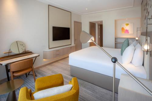 room detail thumbnail 1