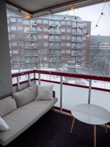 Two-room flat with sauna, glazed balcony and free parking lot, Хельсинки (фото 7)