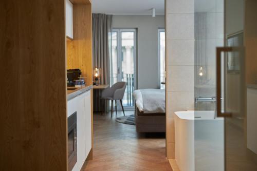 The Market Hotel - image 12