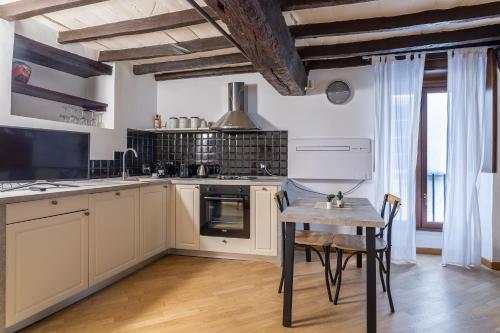 iFlat Campo de Fiori's Comfy Gem, Rzym (zdjęcie 3)