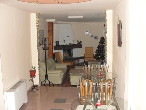 Zasheva Kushta Guesthouse - image 9