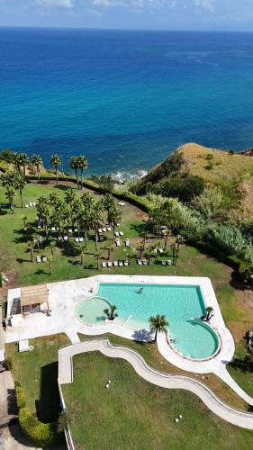 Infinity Resort Tropea, Паргелия