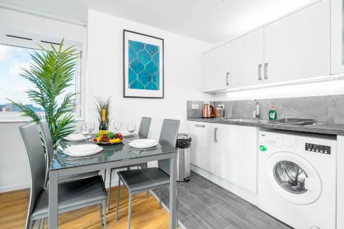 Stylish 2 Bedroom Apartment - City Centre - Large Balcony - Secure Parking 1001M, Birmingham (fotografie 7)