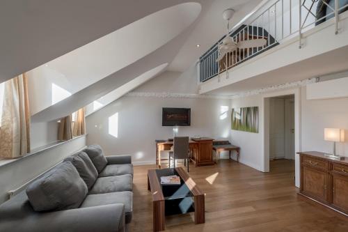 1 sofa bed