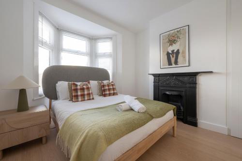 Cosy 4 bed with free parking, Chatham Town Centre gîte à louer Chatham