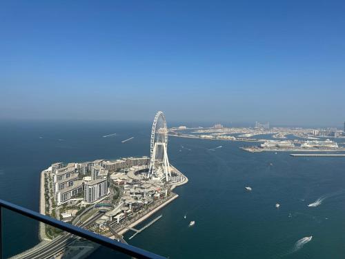 Panoramic Sea & Palm Views 2BR Address Beach Resort JBR, Dubaï