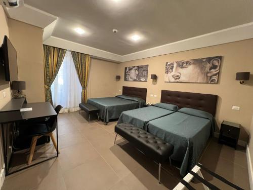 Hotel Garda - main image