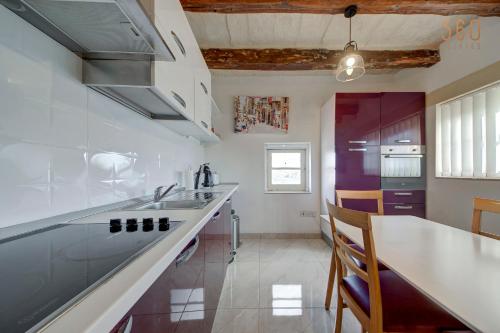 Duplex penthouse in Valletta with Terrace Views by 360 Estates, La Valette (photo 9)