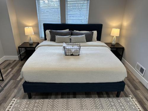 Lovely 2BR Near Downtown Area