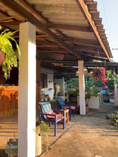 Ka Prao Kai Hostel in Mae Hi