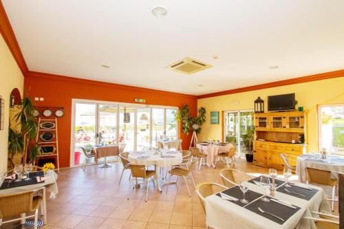 Restaurant, Apartment Oasis Diamond by Algarve Vacation in Vale da Arrancada