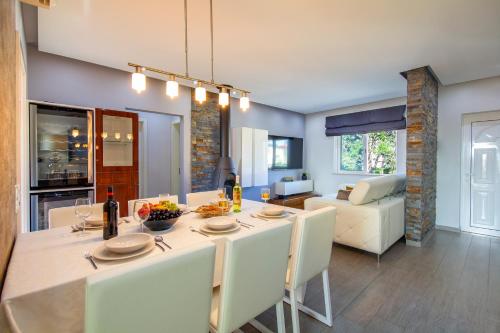 Facilities, Apartment Oasis Diamond by Algarve Vacation in Vale da Arrancada