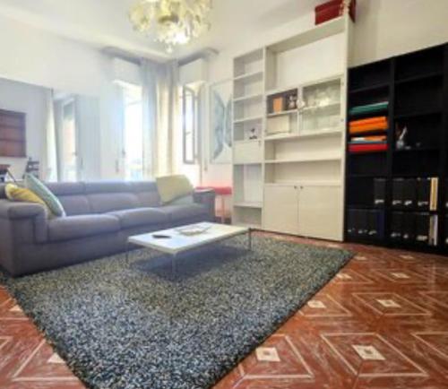 Biancaneve home, Roma