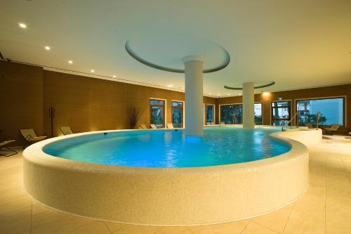 热水浴池, Hotel Villa Ricci & Benessere in 基安恰诺泰尔梅