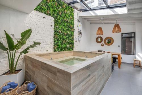 MAKONDO - Large Jacuzzi and AC on Main Provenza St, Medellín (fotografie 8)
