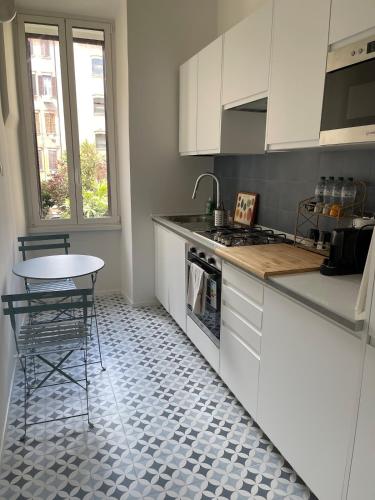 Testaccio sul Tevere romantic historical close FAO, Rzym (zdjęcie 10)