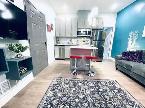 Rittenhouse Square near Kimmel Center 1BD Rittenhouse Square near Kimmel Center 1BD