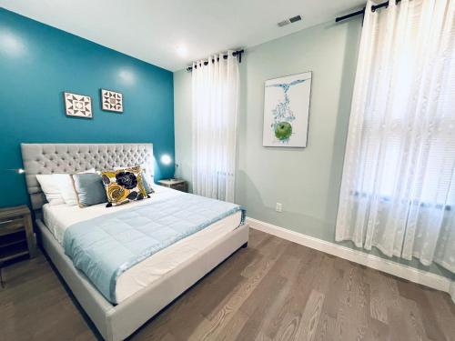 Rittenhouse Square near Kimmel Center 1BD Suite Rittenhouse Square near Kimmel Center 1BD Suite