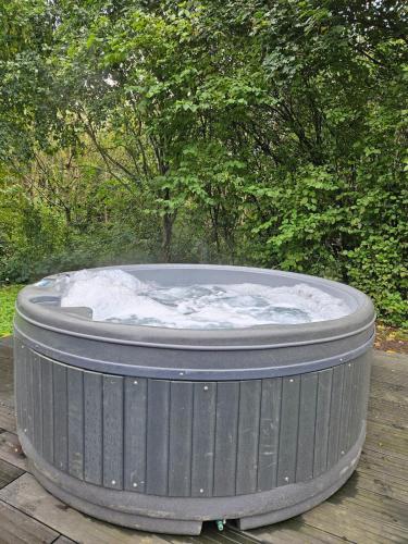 Apkārtne, Oak Tree Lodge with Hot Tub near Alton Towers in Croxden