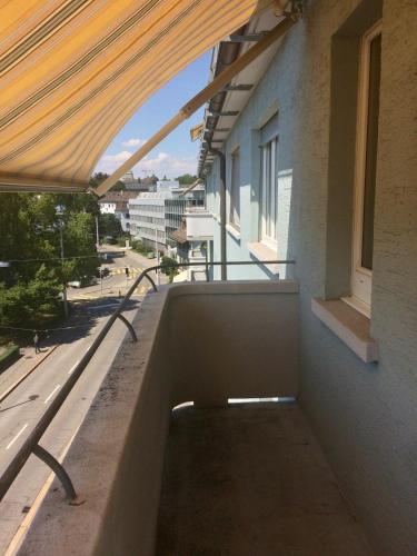 Very spacious studio with balcony - Parkview 2, Curych (fotografie 4)