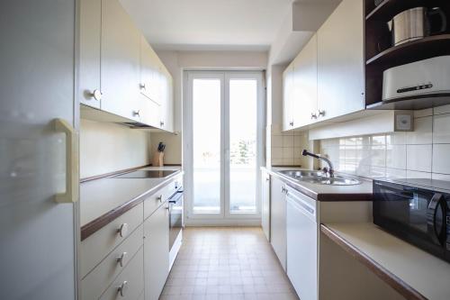 Very spacious studio with balcony - Parkview 2, Curych (fotografie 9)