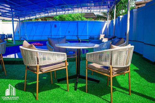 Udokanson Hotel And Suites in Agbor