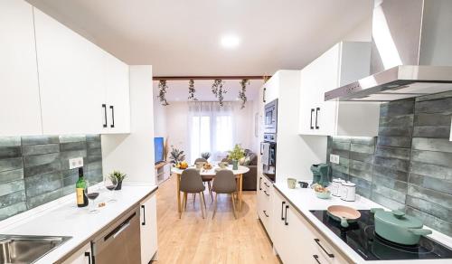 Garden Gran Via Luxury Aire ac PARKING privado by Apartamentos Logrono Garden Gran Via Luxury Aire ac PARKING privado by Apartamentos Logrono