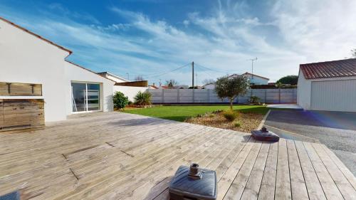 4 bedrooms, 7 beds